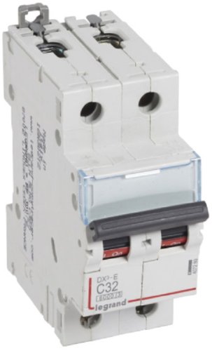 Выключатель автоматический Legrand DX3-E 6000 2п 32А B 10кА фото Выключатель автоматический Legrand DX3-E 6000 2п 32А B 10кА картинка